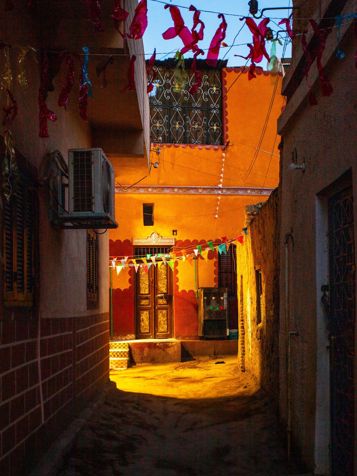 ... og der er god tid til at udforske både de små nabolag...