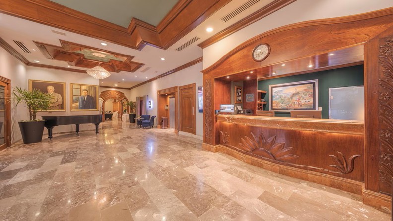 Hotel Santa Anita Reception