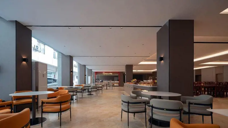 Borrman International Hotel Lobby