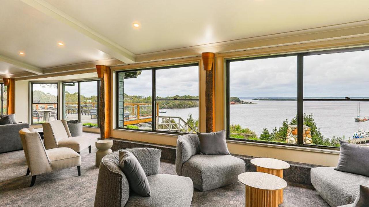 Strahan Village Lobby