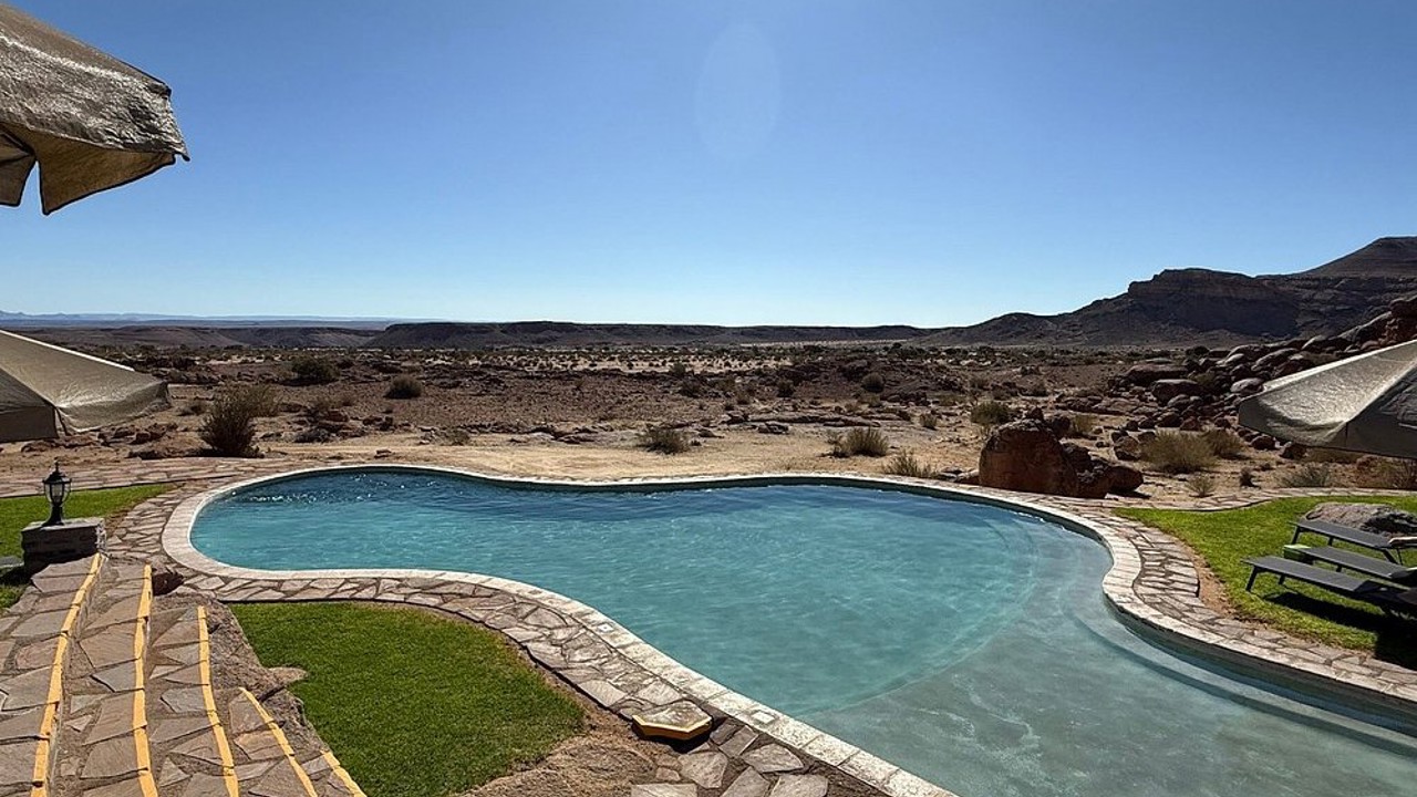 Canyon Lodge Pool