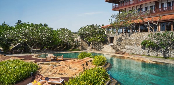 Cinnamon Bentota Beach Pool 01