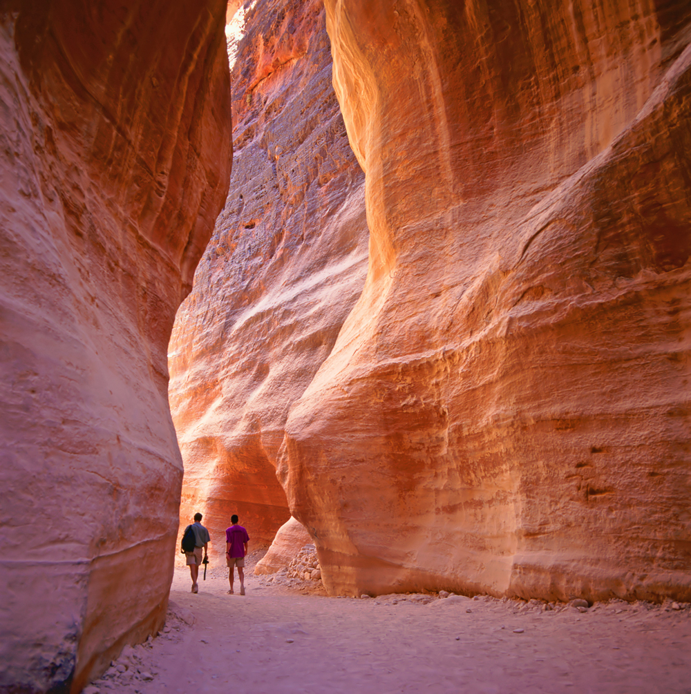 På vejen ind til Petra igennem den snævre passage