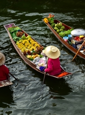 Amphawa Floating Market