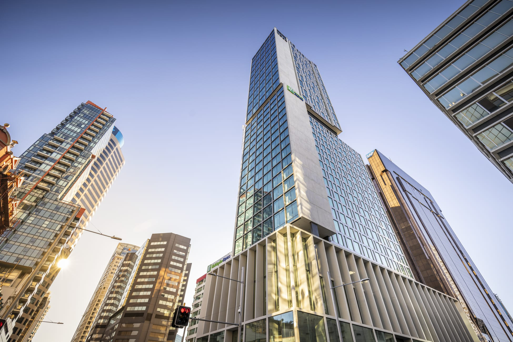 Holiday Inn Express Auckland New Zealand Exterior 01