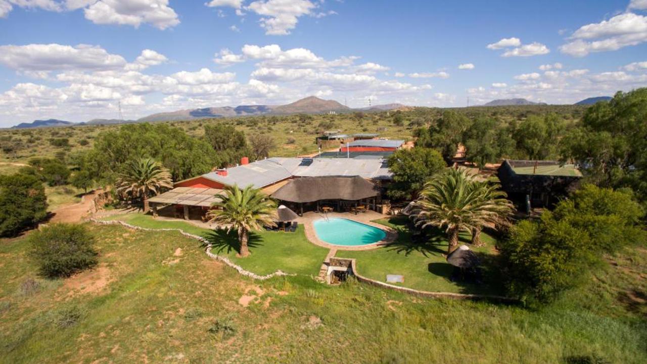 Auas Safari Lodge Exterior 02