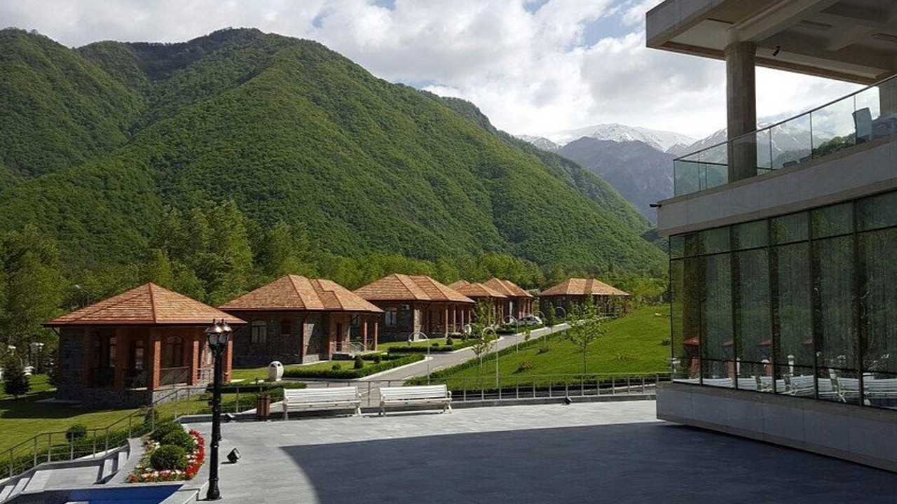 Sheki Park Hotel Exterior 2