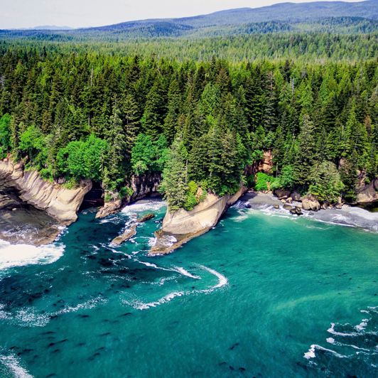 Byen ligger på smukke Vancouver Island.