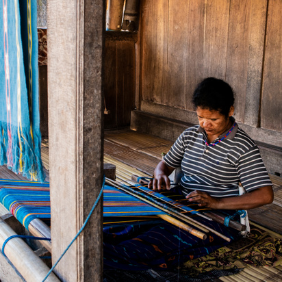 Flores Bena Village Befolkning As 435761566