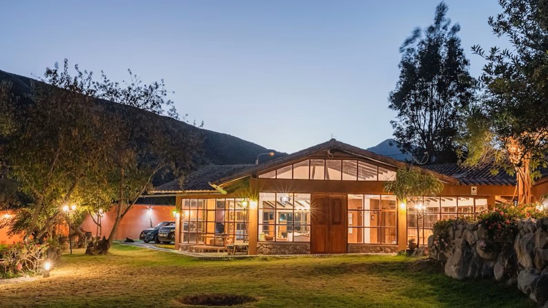 Andean Wings Valley Reception