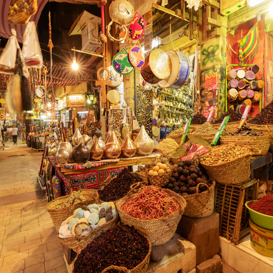 ... og den travle basar