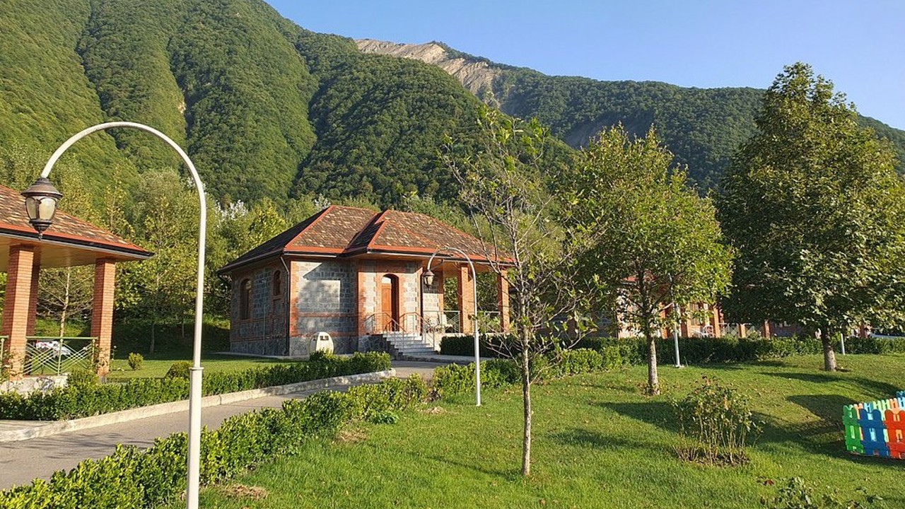 Sheki Park Hotel Exterior 3