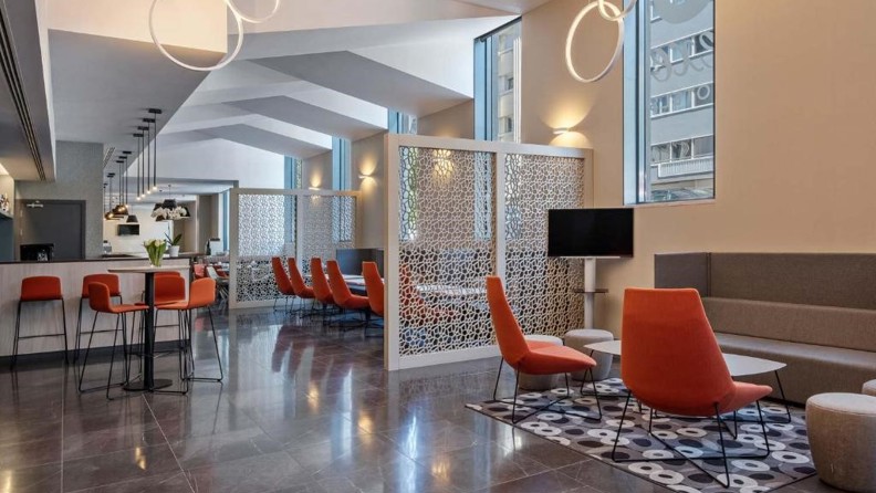 Exe Liberdade Restaurant 02