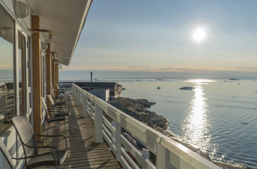 Hotel_hvide_falk_ terrasse_med_udsigt_01