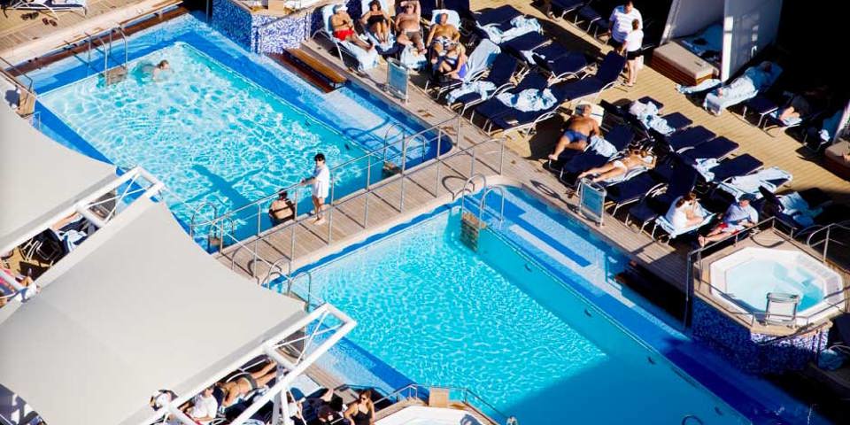 celebrity soltice_pool_01