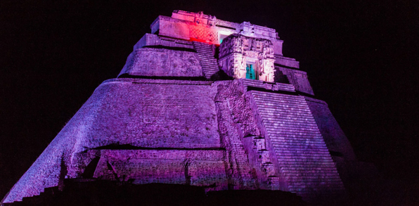 mexico - Uxmal_lysshow_01