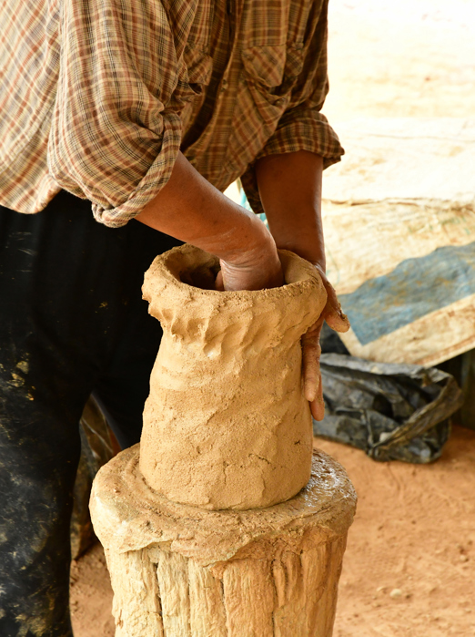 Kampong Chhnang Potter02
