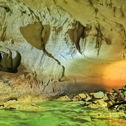 Mulu National Park Clearwater Cave 01