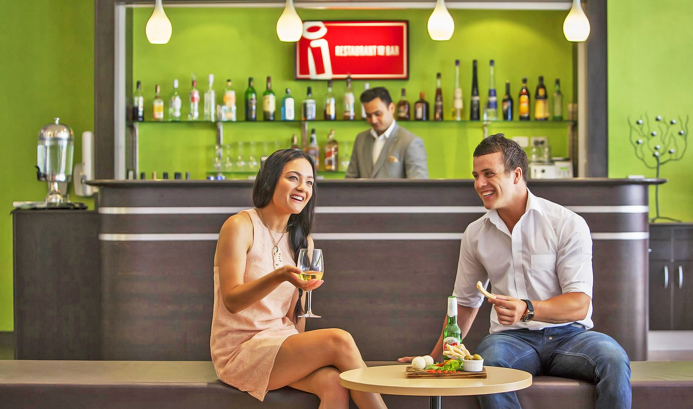 new zealand - rotorua - ibis rotorua hotel_restaurant_bar_01