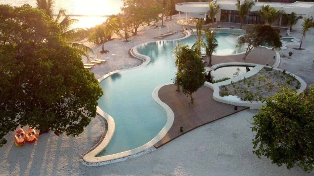 Zanziblue Waves Hotel Pool 2