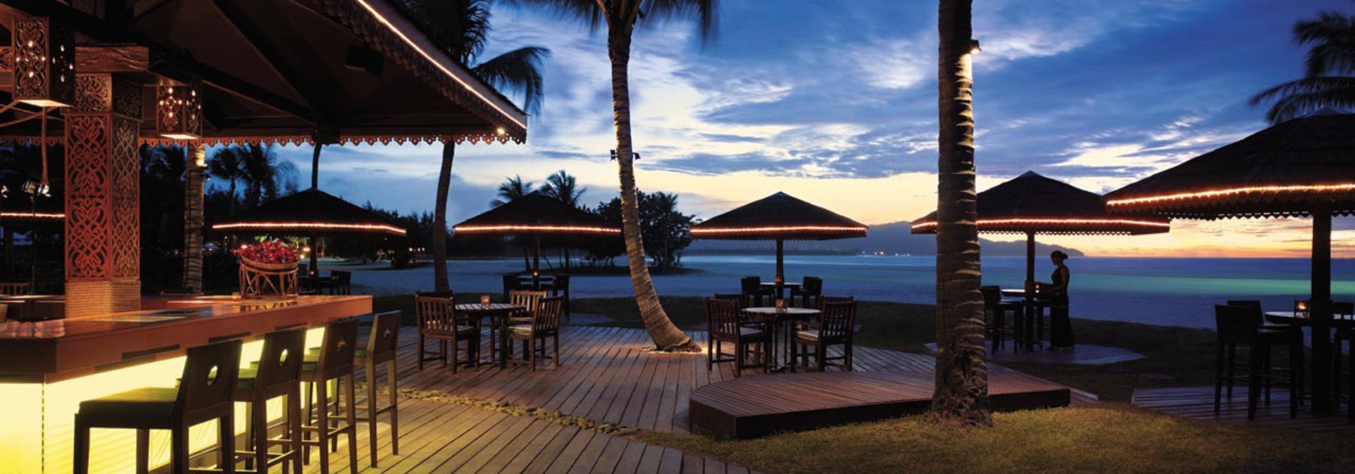 kota kinabalu - shangri la rasa ria_bar_02