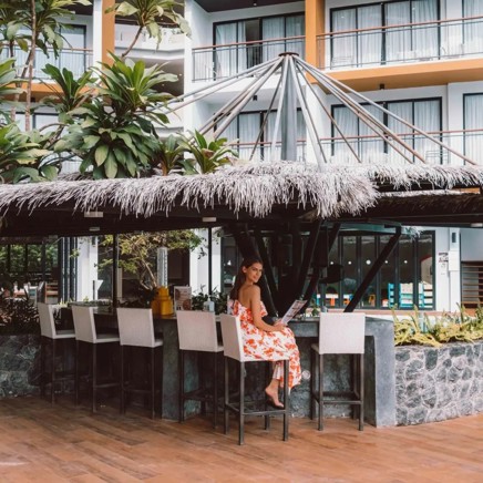 Her kan I nyde resortets poolområder...