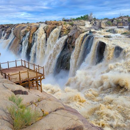 I Augrabies Falls National Park ser vi vandfaldene...