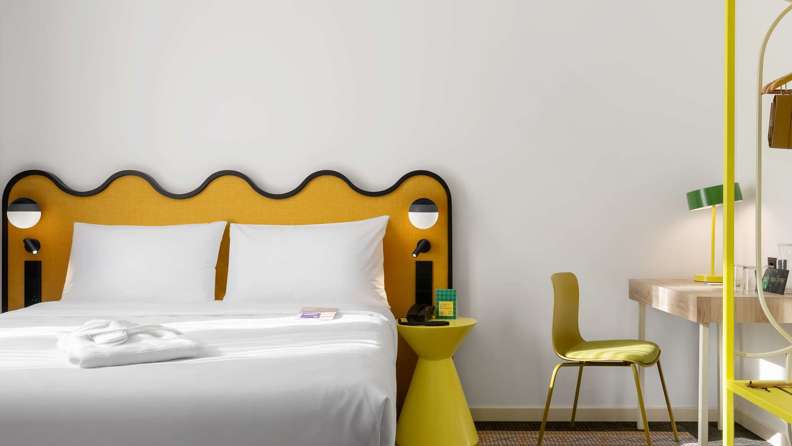 B9k7 Ho 02 P 2048X1536