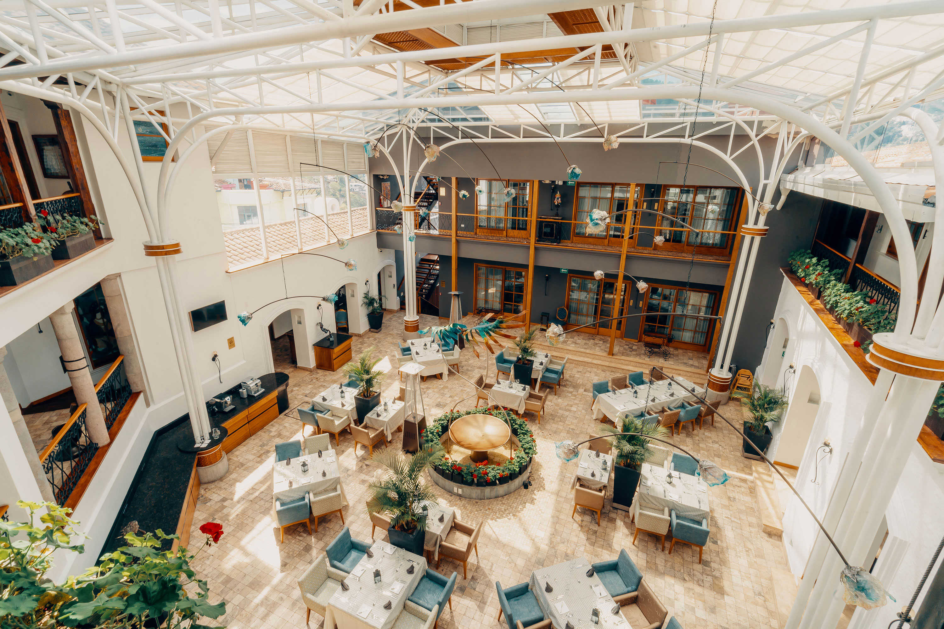 HOTEL MAMA CUCHARA LA PLAZA RESTAURANT