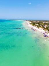 mexico - Isla Holbox_drone pic beach_01
