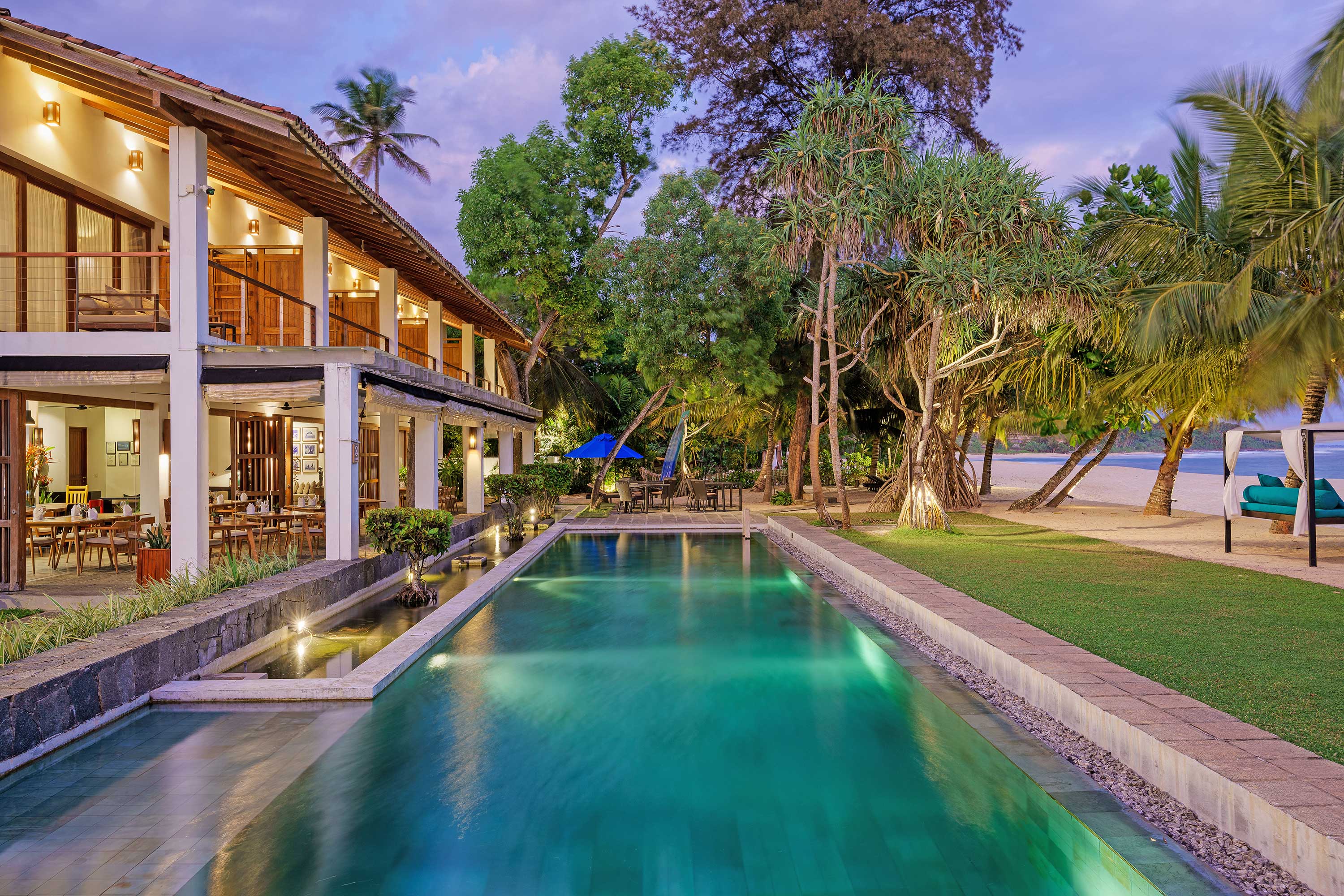 Pool By Night2