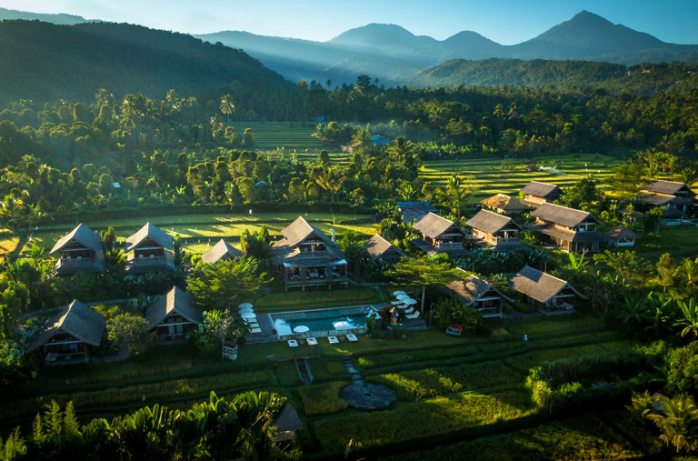 Sanak Retreat And Surroundings