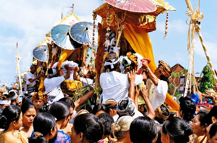 bali - bali_ceremoni_02_HF