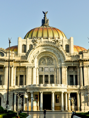 I Mexico City er der meget flot arkitektur.