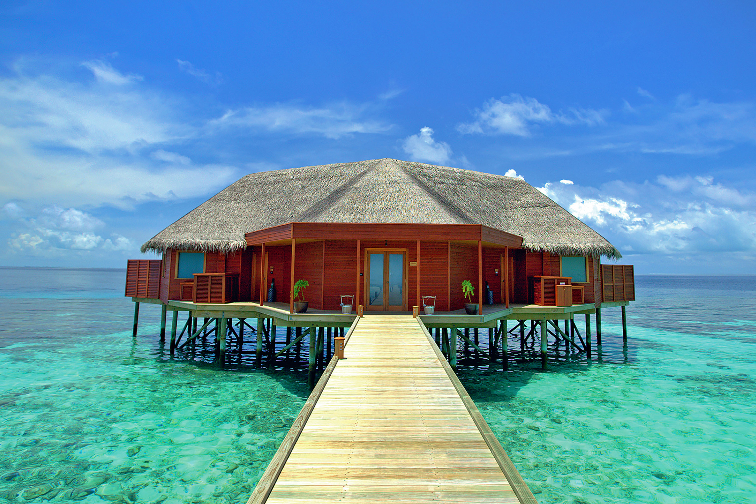 Mirihiwatersuitejetty