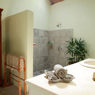 Badeværelse D'omah Hotel & Village Resort