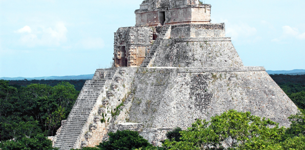 mexico - yucatan_uxmal_tempel_04