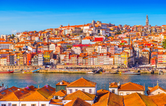 Derefter sejler vi til Porto længere nordpå.