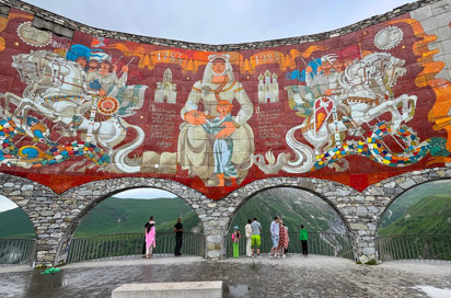 Georgien Venskabsmonument Kaukasus (2)