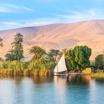 Egypten Luxor Nile Shutterstock 2452762957