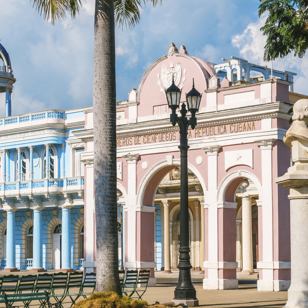 Vi oplever franske fornemmelser i Cienfuegos...