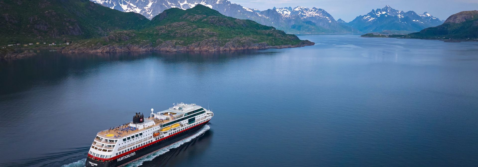 Ms Trollfjord Lofoten