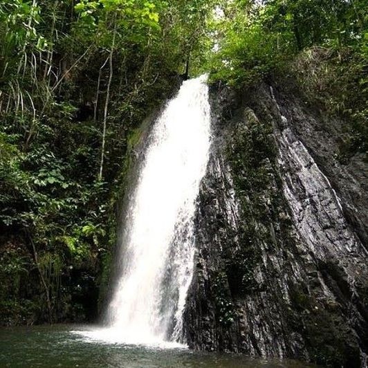 Nanga Sumpa Enseluai Waterfall