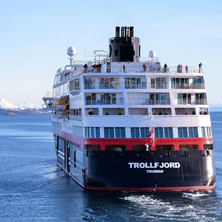 Ms Trollfjord Til Havs 02