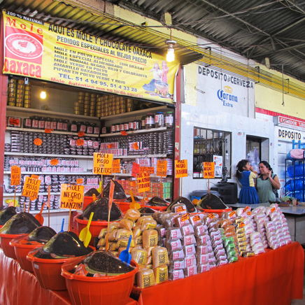 ...og byens madscene, hvis gastronomi er blandt Mexicos bedste.