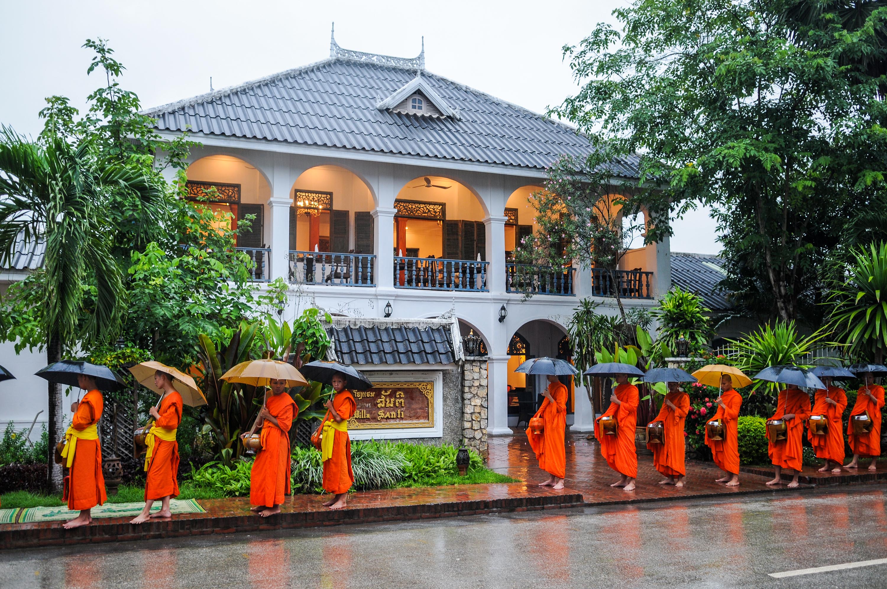 laos - luang prabang_munk_02