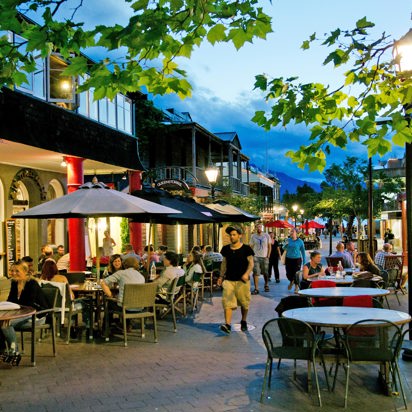new zealand - queenstown_shoppingcenter_03