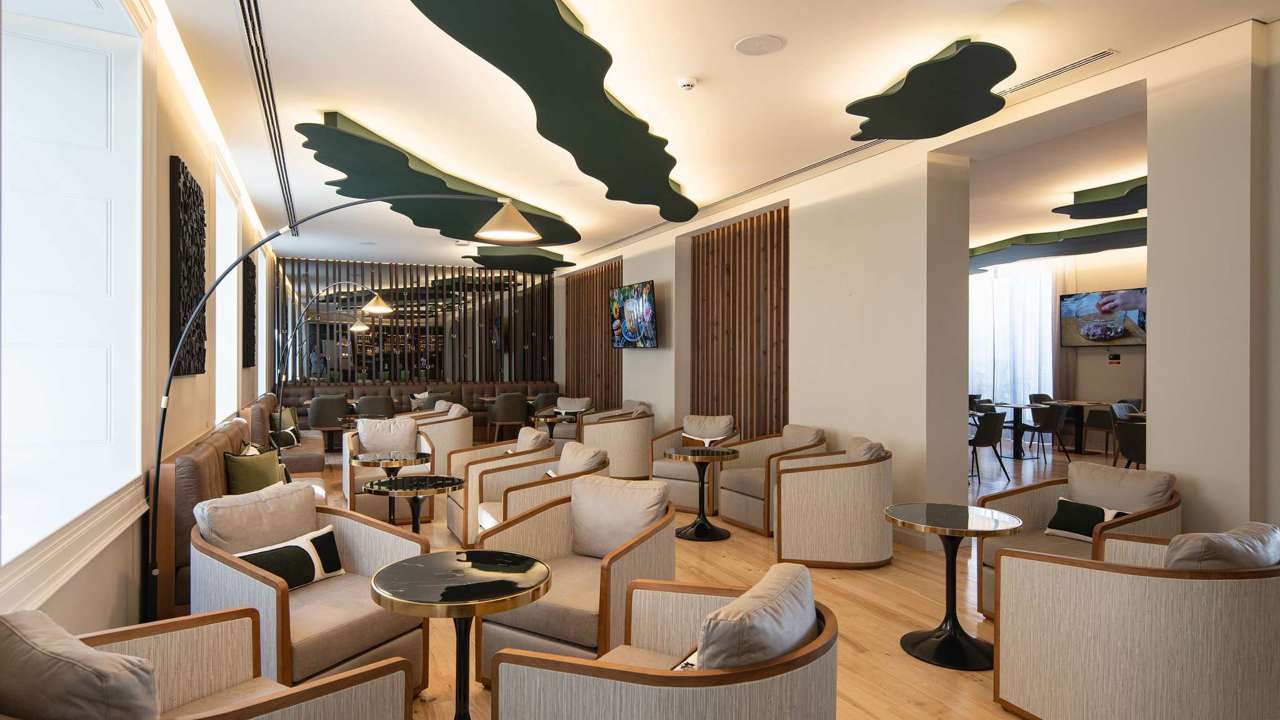 B366 Ho 01 P 2048X1536